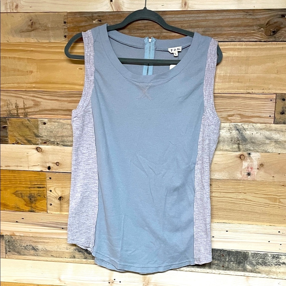 POL size Large Gray Ribbed & Waffle Knit Sleeveless Top with Back Zipper Closure